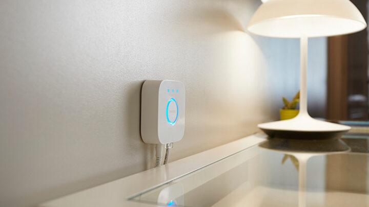 Philips Hue Bridge blinkt – was tun?