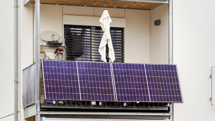 Balkonkraftwerk: Diese Regeln gelten für Mini-Solaranlagen