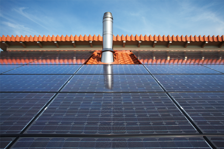 Full Black Solarmodule: Eine Analyse der Vor- und Nachteile