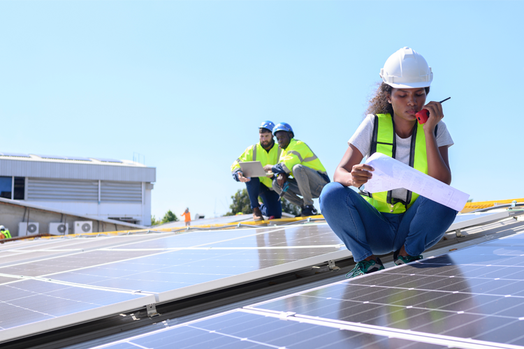 Aufbau einer Photovoltaikanlage: Wesentliche Bauteile