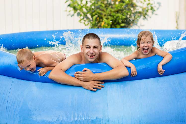 Poolroboter ohne Strom im Test-Vergleich: Modelle und Preise