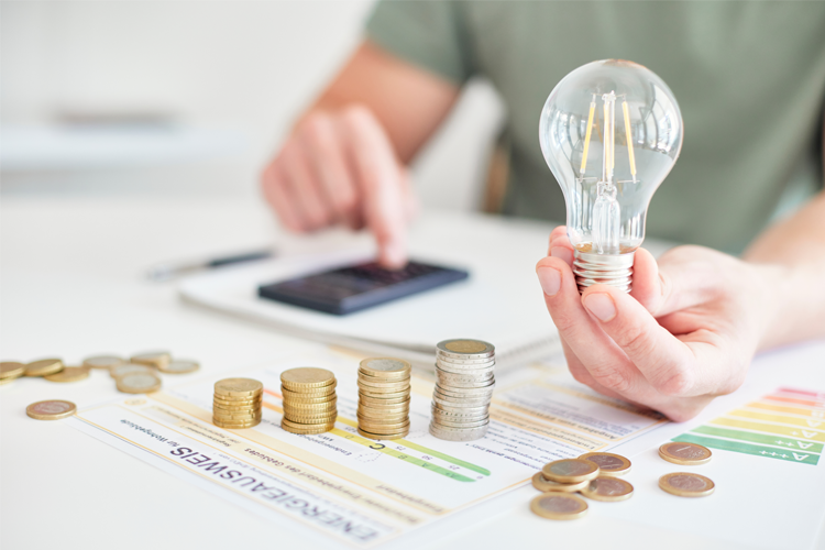 Wie viel Strom verbraucht ein Vier-Personen-Haushalt?