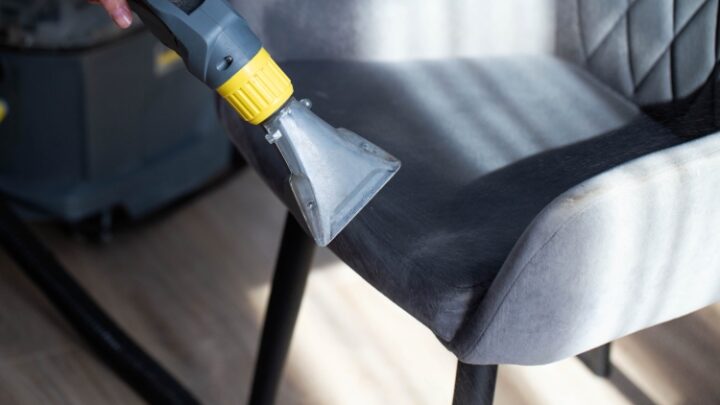 Instandhaltung und Pflege von Polstermöbeln im Smart Home