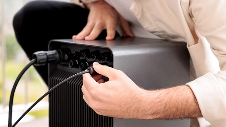 Irre: Das ist der größte Balkonkraftwerk Speicher jemals!