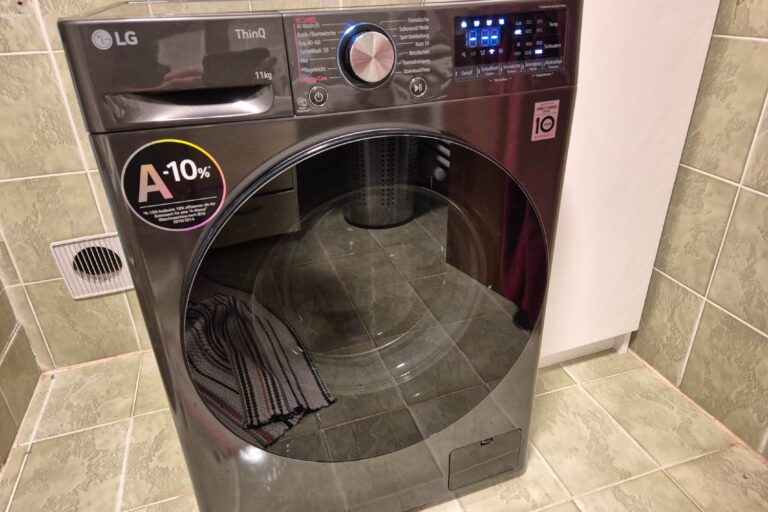 LG Waschmaschine F4WR701YB Test: Wäscht sie gründlich?