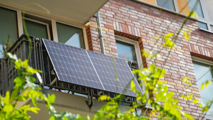 Solakon Erfahrungen: Das sagen Nutzer zum Balkonkraftwerk Shop