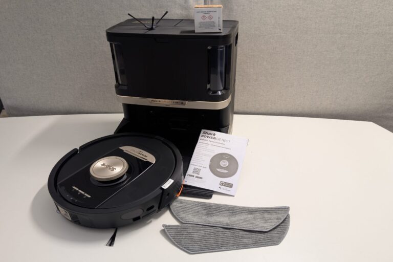 Shark PowerDetect NeverTouch Pro: Der Staubsaugroboter im Test