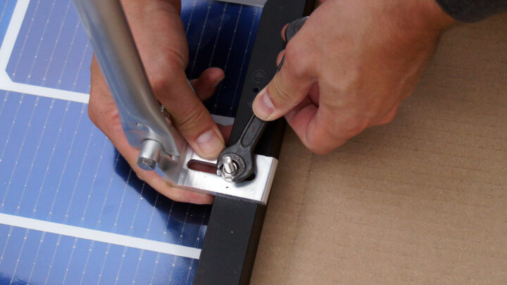 Balkonkraftwerk: Standorte, Befestigung und optimale Ausrichtung