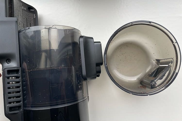 Im eufy E20 Test funktionierte die Absaugstation extrem gut Im eufy E20 Test funktionierte die Absaugstation extrem gut