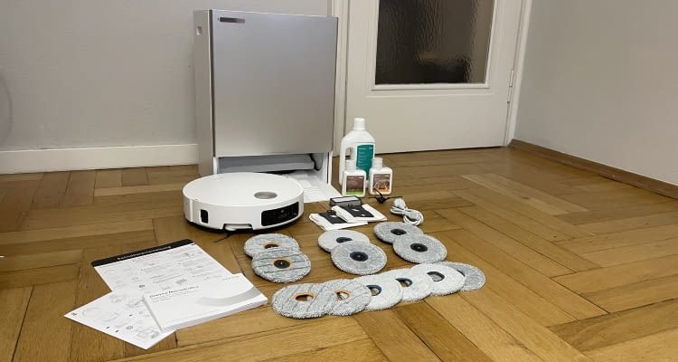 Der MATRIX10 Ultra bietet mit automatischem Moppwechsel perfekte Voraussetzungen für viele Parkettböden Der MATRIX10 Ultra bietet mit automatischem Moppwechsel perfekte Voraussetzungen für viele Parkettböden