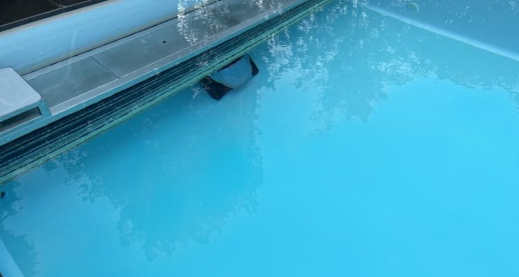 Unter der Plattform bekam Dreame Z1 Pro ein paar Probleme Unter der Plattform bekam Dreame Z1 Pro ein paar Probleme