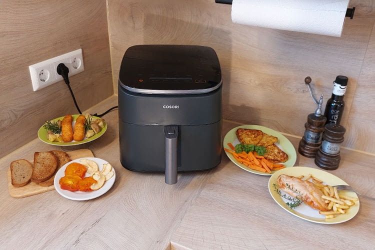 Hier sind einige der in unserem Test zubereiteten Heißluftfritteusen Gerichte zu sehen Hier sind einige der in unserem Test zubereiteten Heißluftfritteusen Gerichte zu sehen