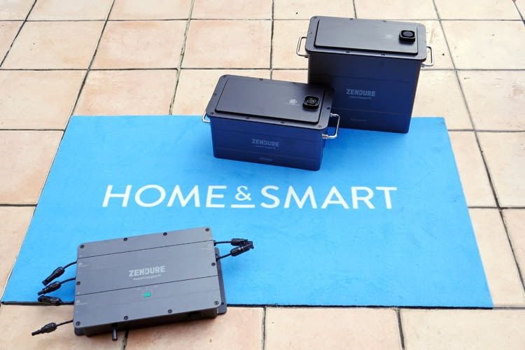 Zendure bietet die SolarFlow Speicher (oben) in zwei verschiedenen Größen bzw. Kapazitätsklassen an Zendure bietet die SolarFlow Speicher (oben) in zwei verschiedenen Größen bzw. Kapazitätsklassen an