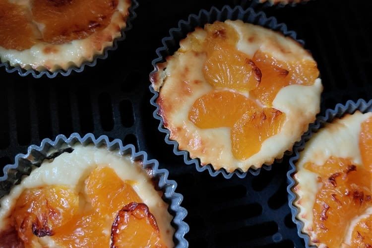 Diese Käsekuchenmuffins schmecken direkt nach dem Backen am besten Diese Käsekuchenmuffins schmecken direkt nach dem Backen am besten