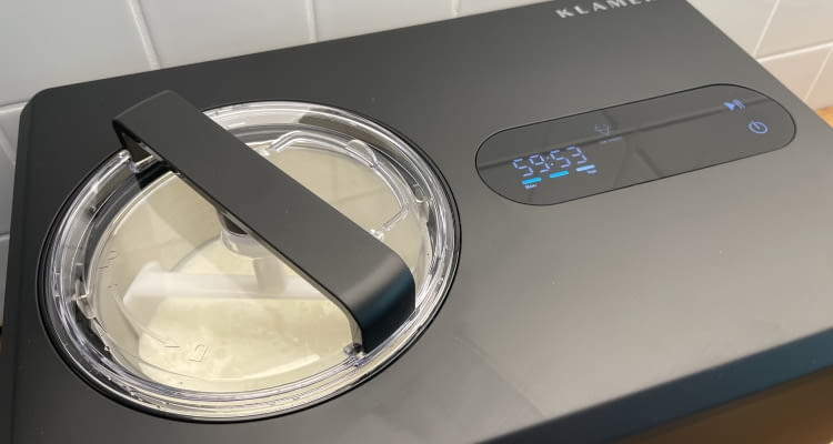Die Klamer Eismaschine überzeugte in unserem Test voll und ganz Die Klamer Eismaschine überzeugte in unserem Test voll und ganz