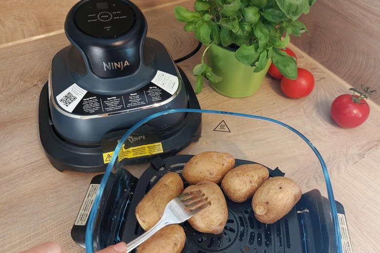 Alle Kartoffeln wurden bei uns schön gleichmäßig gar Alle Kartoffeln wurden bei uns schön gleichmäßig gar