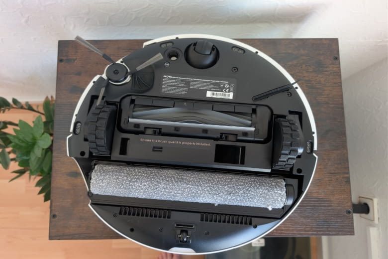 Die neue vergrößerte Wischwalze des MOVA S70 Roller. Die neue vergrößerte Wischwalze des MOVA S70 Roller.