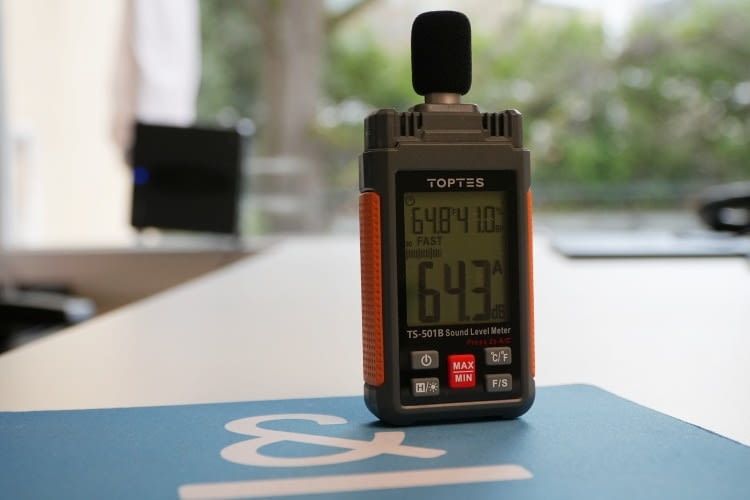 Leiser als die Konkurrenz: Trotz 8.000 Pa Ansaugdruck bleibt der MOVA N1 unter der angegebenen Lautstärke. Leiser als die Konkurrenz: Trotz 8.000 Pa Ansaugdruck bleibt der MOVA N1 unter der angegebenen Lautstärke.