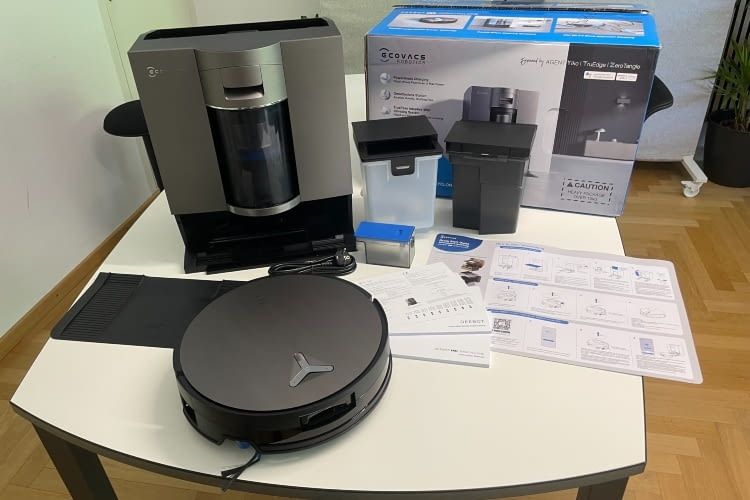 Der Lieferumfang des DEEBOT X11 OmniCyclone Der Lieferumfang des DEEBOT X11 OmniCyclone