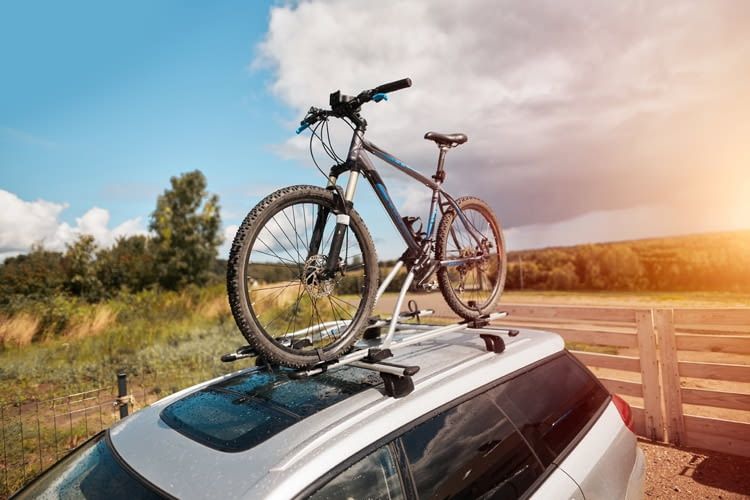 Auch auf Reisen müssen Fahrräder zu jeder Zeit gut gesichert sein Auch auf Reisen müssen Fahrräder zu jeder Zeit gut gesichert sein