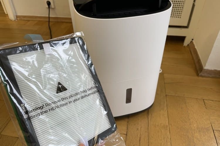Mit dem Meaco 2-in-1-Luftentfeuchter wurde ein HEPA-Filter zur Luftreinigung geliefert Mit dem Meaco 2-in-1-Luftentfeuchter wurde ein HEPA-Filter zur Luftreinigung geliefert