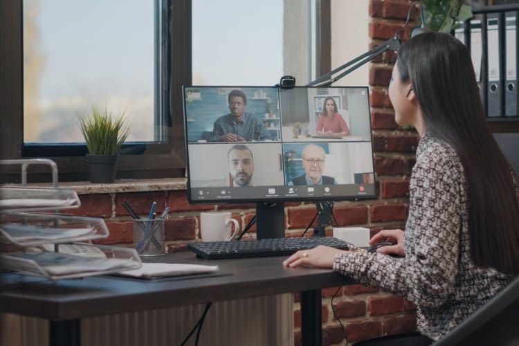 Eine gute Webcam gehört heute zur Standard-Ausrüstung im Büro Eine gute Webcam gehört heute zur Standard-Ausrüstung im Büro