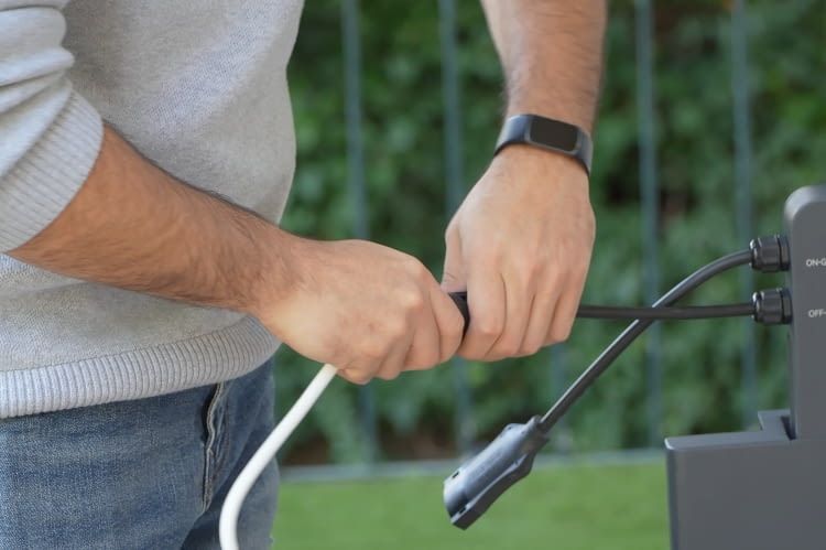 Mit dem System lassen sich On- und Offgrid zusammen benutzen Mit dem System lassen sich On- und Offgrid zusammen benutzen