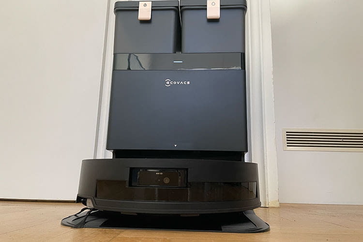 Der DEEBOT T50 MAX PRO OMNI bietet ein attraktives Design Der DEEBOT T50 MAX PRO OMNI bietet ein attraktives Design