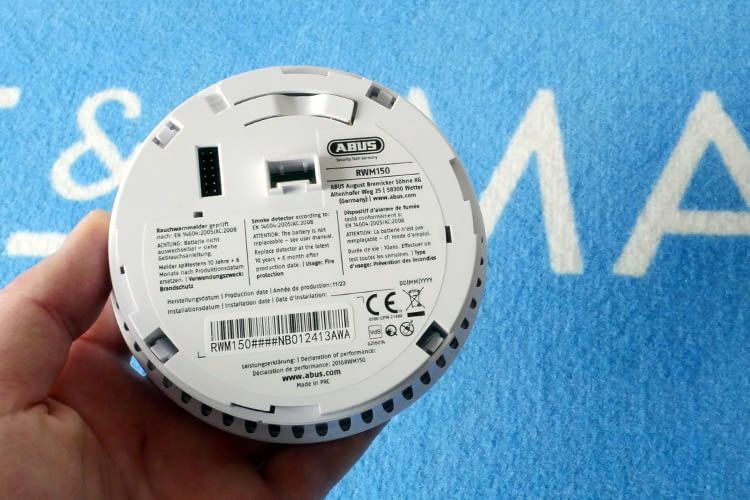 Die Batterie lässt sich bei diesem Gerät leider nicht wechseln Die Batterie lässt sich bei diesem Gerät leider nicht wechseln