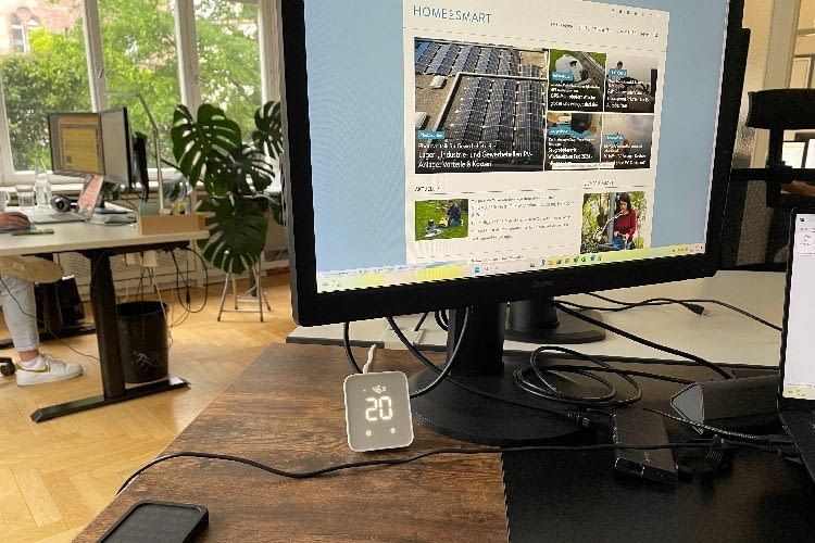 Über die Verbindung mit der Hub hat der Thermometer längere Speicherzeiten Über die Verbindung mit der Hub hat der Thermometer längere Speicherzeiten