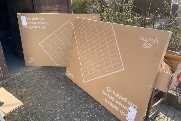 Die Solarpanels waren sicher verpackt Die Solarpanels waren sicher verpackt