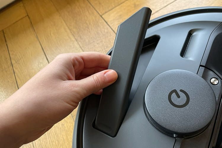 Die Fugendüse ist im eufy E20 Saugrovoter integriert Die Fugendüse ist im eufy E20 Saugrovoter integriert