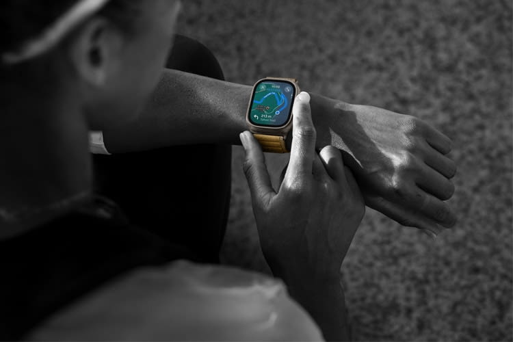 Für ein Apple Modell bietet diese Uhr eine erstaunlich lange Akkulaufzeit Für ein Apple Modell bietet diese Uhr eine erstaunlich lange Akkulaufzeit