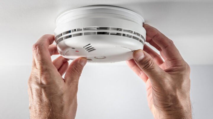 Rauchmelder Test 2026: Unser Testsieger kann sogar sprechen