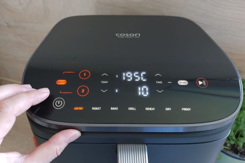 Das Display ist bei diesem Gerät sehr übersichtlich gestaltet Das Display ist bei diesem Gerät sehr übersichtlich gestaltet