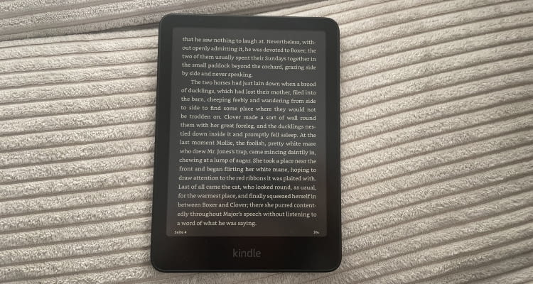 Der Dunkelmodus hilft einigen Personen beim Lesen Der Dunkelmodus hilft einigen Personen beim Lesen