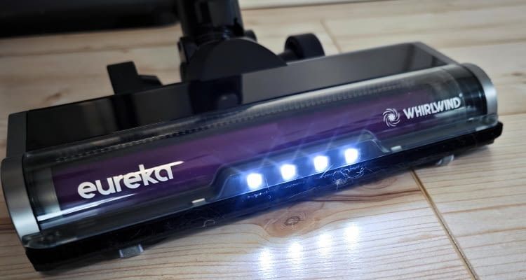 Die LED Scheinwerfer sind beim Eureka mittig angeordnet Die LED Scheinwerfer sind beim Eureka mittig angeordnet