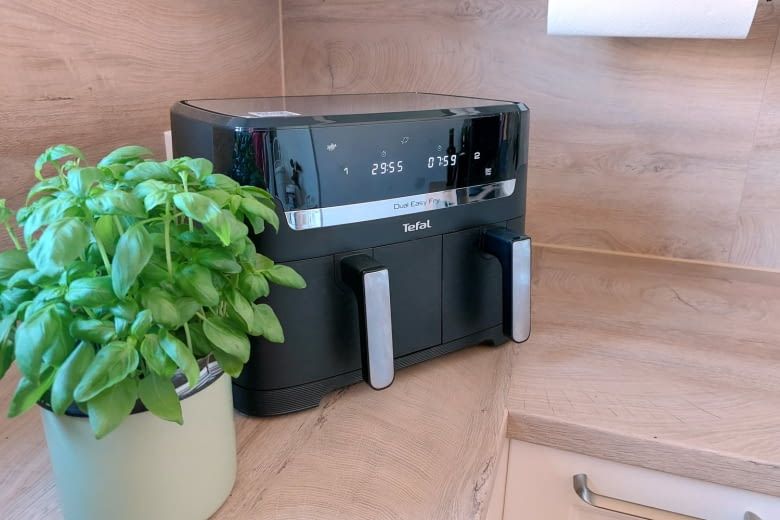 Optisch konnte uns die Doppelkammerfritteuse voll überzeugen Optisch konnte uns die Doppelkammerfritteuse voll überzeugen