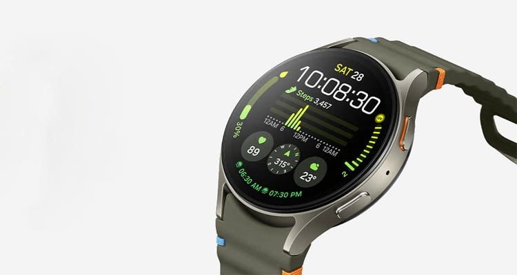 Diese moderne Smartwatch gibt es u.a. mit grünem oder silbernem Gehäuse Diese moderne Smartwatch gibt es u.a. mit grünem oder silbernem Gehäuse