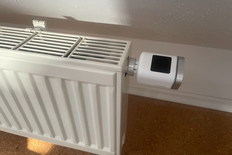 Die Montage am Heizkörper war sehr leicht und schnell erledigt Die Montage am Heizkörper war sehr leicht und schnell erledigt