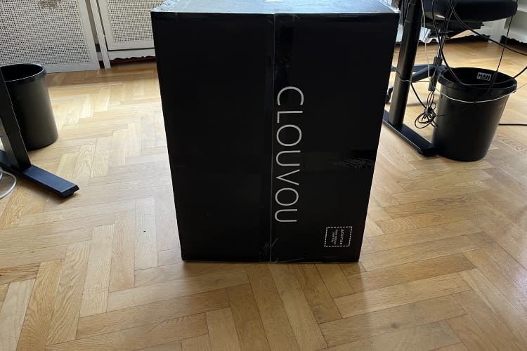 Der Clouvou CleverSeat kam gut verpackt bei uns an Der Clouvou CleverSeat kam gut verpackt bei uns an