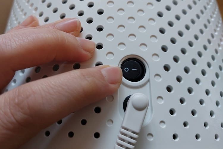 Während manche Geräte eine App bieten, sind andere nur von Hand steuerbar Während manche Geräte eine App bieten, sind andere nur von Hand steuerbar