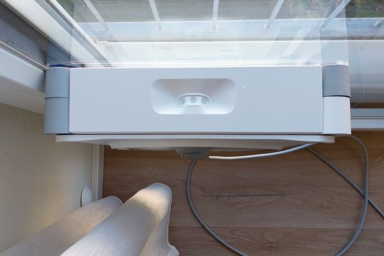 Leider kann dieses Modell allerdings nur senkrechte Glasflächen abfahren Leider kann dieses Modell allerdings nur senkrechte Glasflächen abfahren