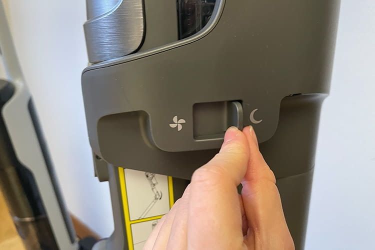 Der Nachtmodus ist nützlich, um die Abstufung über die Station zu kontrollieren Der Nachtmodus ist nützlich, um die Abstufung über die Station zu kontrollieren