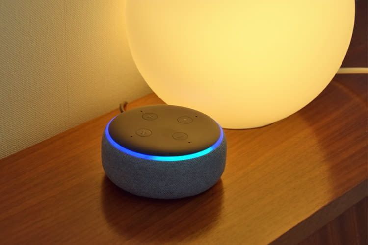 Ein Wort genügt und schon sorgt Alexa für Erleuchtung Ein Wort genügt und schon sorgt Alexa für Erleuchtung