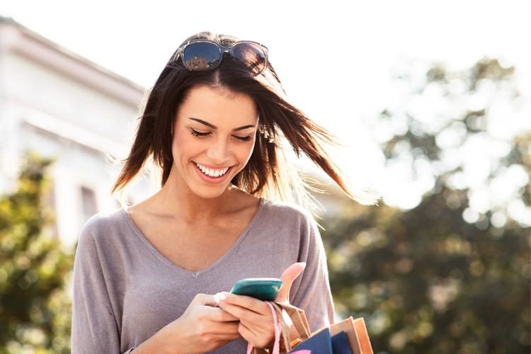 Die Details zu Alexas Schnäppchen-News finden sich in der Alexa App Die Details zu Alexas Schnäppchen-News finden sich in der Alexa App