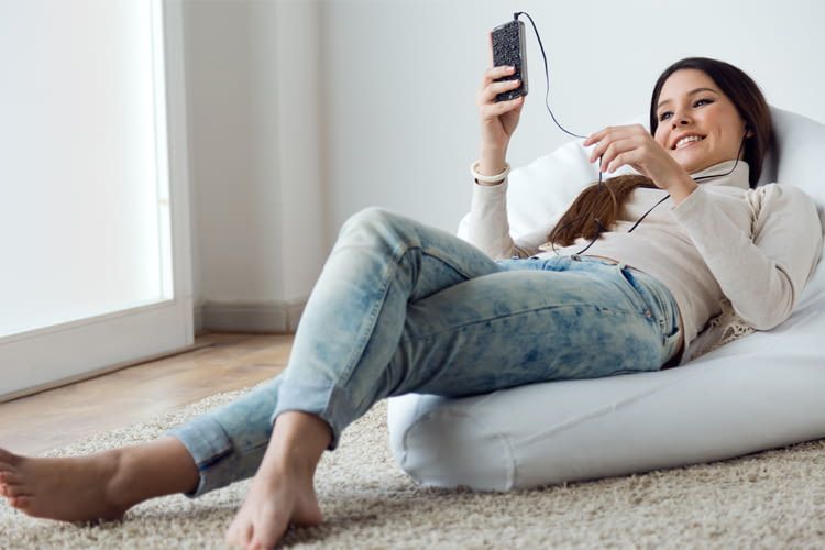Mit Alexa können wir unsere Lieblingssongs abrufen oder neue entdecken Mit Alexa können wir unsere Lieblingssongs abrufen oder neue entdecken