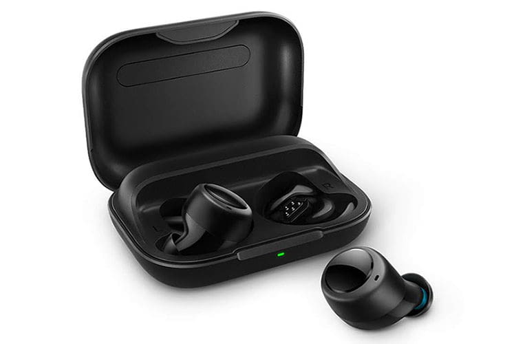 Per Ladebox können die Amazon Echo Buds unterwegs bis zu dreimal geladen werden Per Ladebox können die Amazon Echo Buds unterwegs bis zu dreimal geladen werden
