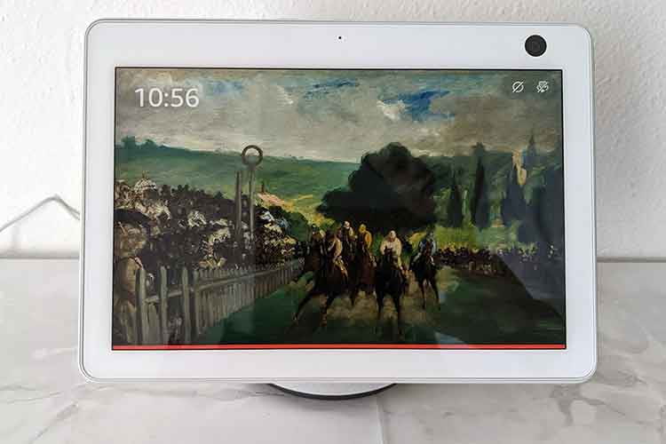 Amazon Echo Show 10 lässt sich ideal als digitaler Bilderrahmen einsetzen Amazon Echo Show 10 lässt sich ideal als digitaler Bilderrahmen einsetzen