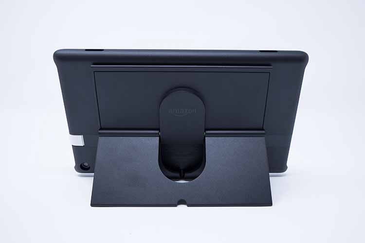 Das Fire HD 8 mit Show-Modus-Ladedock verwandeln das Tablet in eine Echo Show Smart Home-Zentrale Das Fire HD 8 mit Show-Modus-Ladedock verwandeln das Tablet in eine Echo Show Smart Home-Zentrale